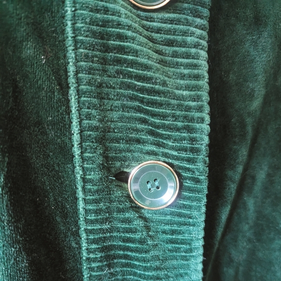 Beautiful Emerald Green Velour Cardigan by Jones New York - size Small - Picture 6 of 9